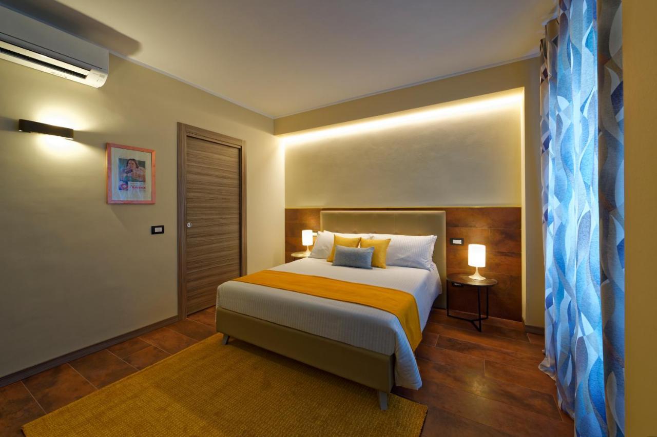 Red Ribbon Hotell Milano Eksteriør bilde