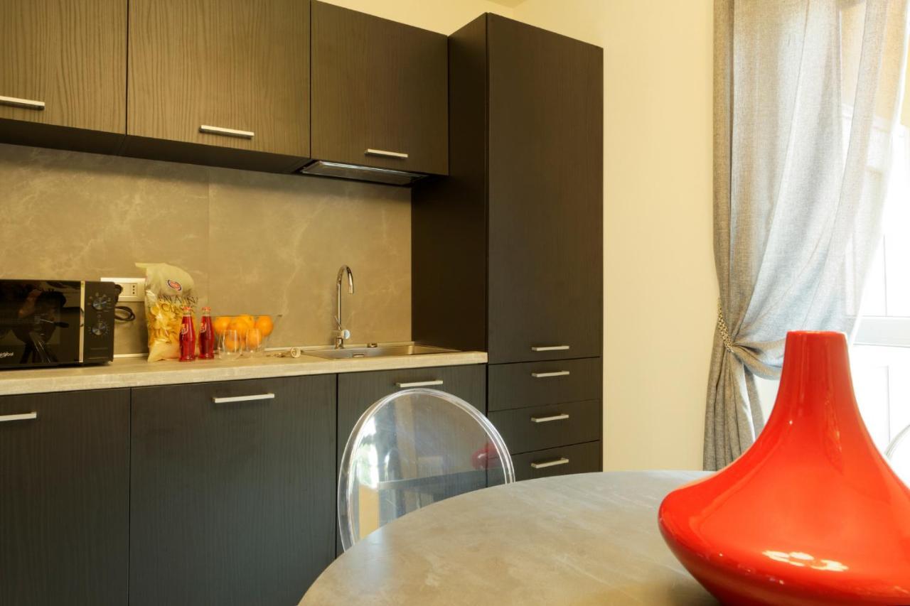 Red Ribbon Hotell Milano Eksteriør bilde