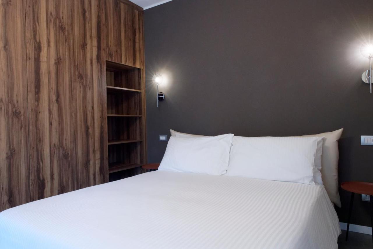 Red Ribbon Hotell Milano Eksteriør bilde